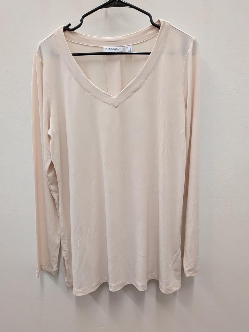 Susan Graver Modern Essentials V-Neck Long Sleeve Blouse Top Beige M